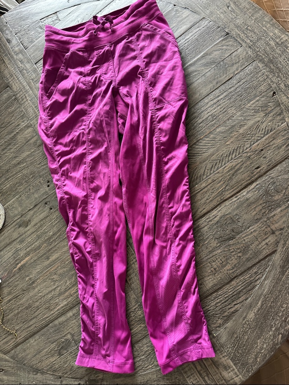 lululemon athletica Magenta Capris